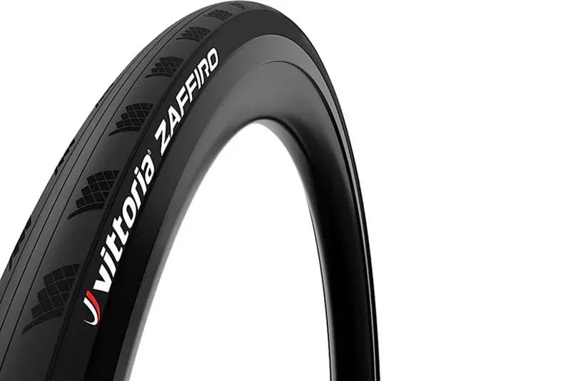 Vittoria Zaffiro V 700x25c Rigid Tyre in Black