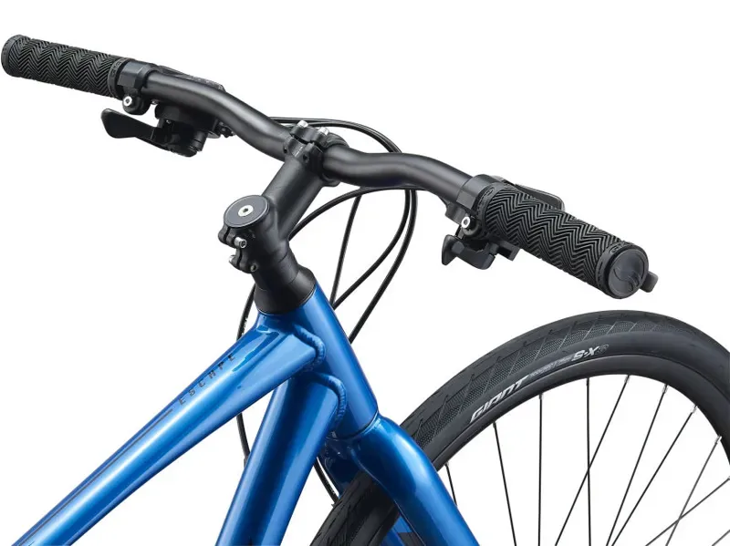 2021 Giant Escape 3 Disc Hybrid Bike in Blue -5
