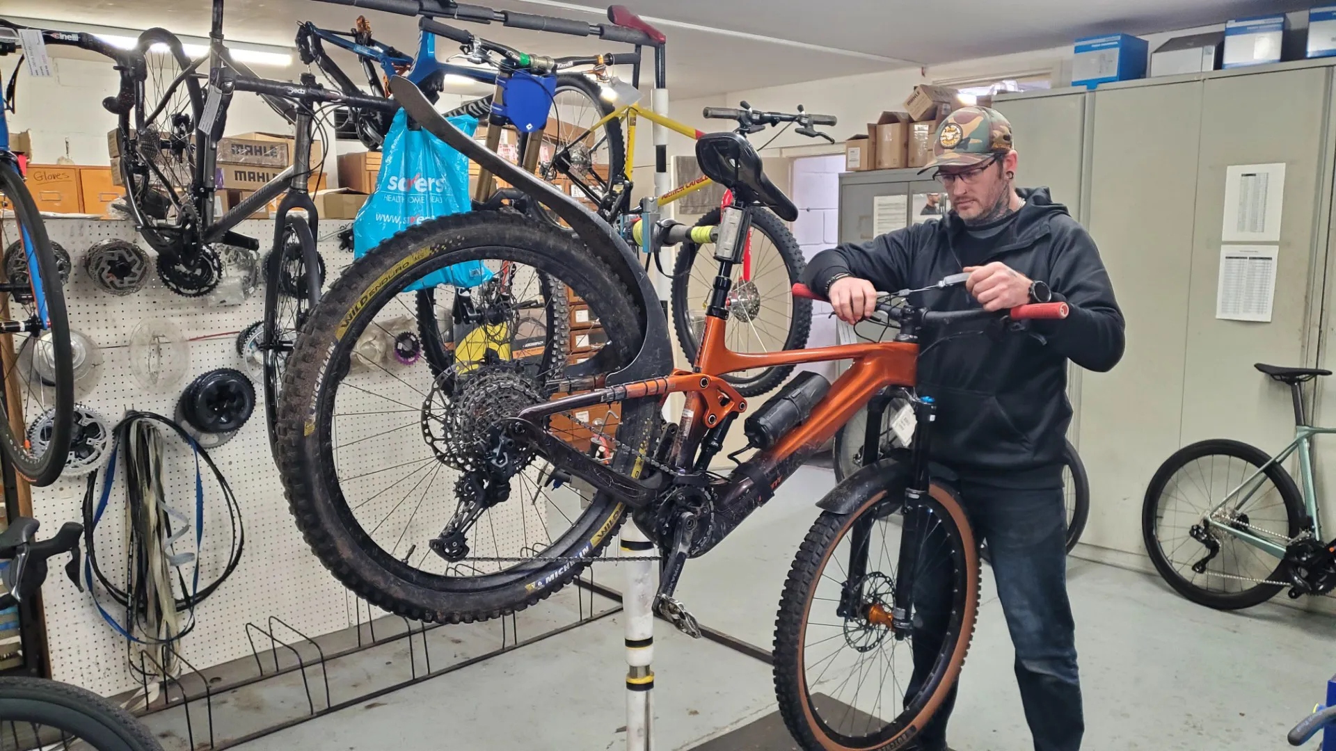 INSERT IMAGE 2 DESCRIPTION HERE