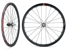 Click to view Fulcrum racing 4 disc brake wheelset